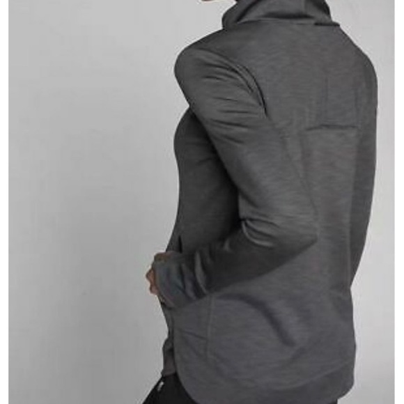 Athleta Stowe Pullover Gray size small - Picture 2 of 4